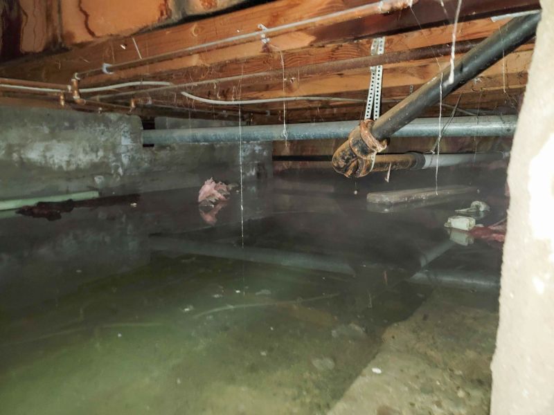 Crawlspace Water Removal in Phoenix, AZ